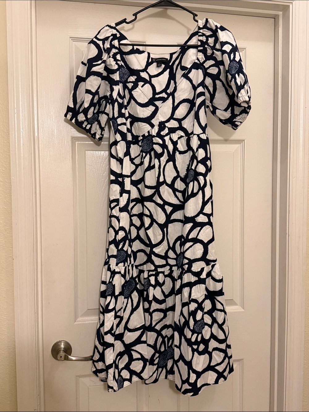 INC International Concepts Navy and White Floral Puff-Sleeve Dress